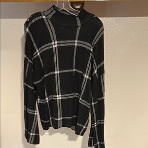 Black and White Plaid Women's Sweater + Pant SET